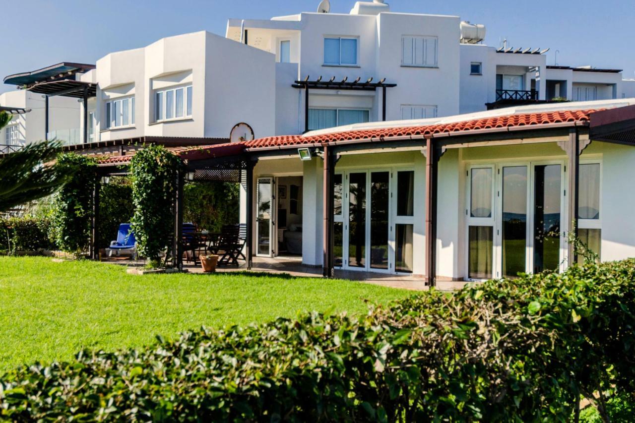 Blue Bay Beach House 拉纳卡 外观 照片